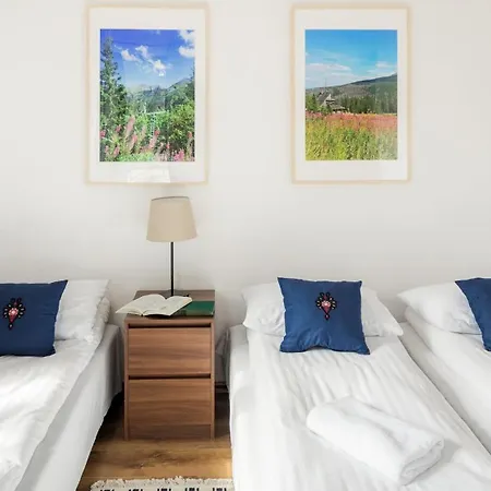 House In Centre Of By Rent Like Apartment