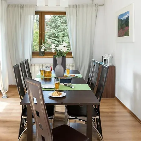 House In Centre Of By Rent Like Apartment *